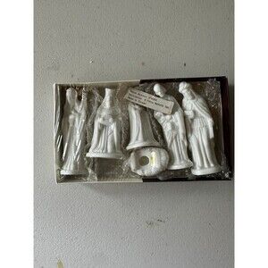 Vintage Giftco #XF6366 6 Piece Glazed White Bisque Porcelain Nativity Set